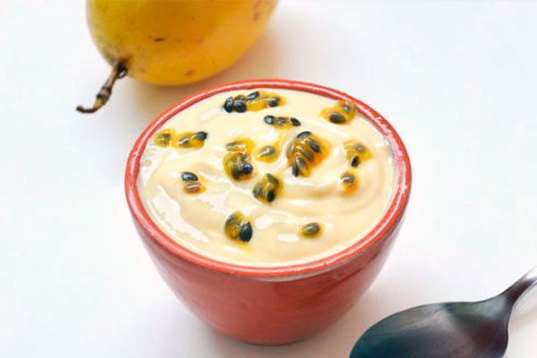 Mousse de maracujá vegano